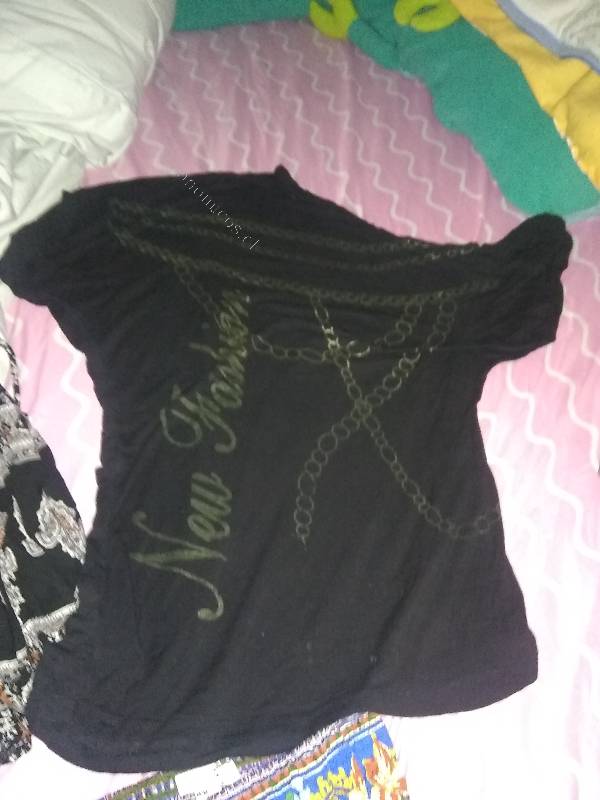 Vendo ropa usada de mujer 2019-10-02 en Economicos de El Mercurio