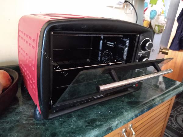 Vendo horno eléctrico Thomas 2021-04-03 en Economicos de El Mercurio