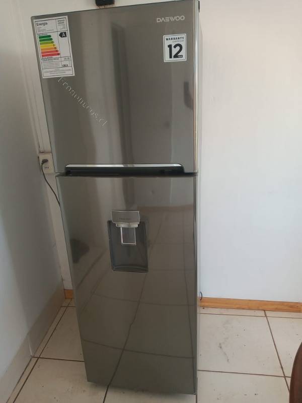 Refrigerador Daewoo, una puerta, dispensador agua 2023-03-24 Economicos de  El Mercurio