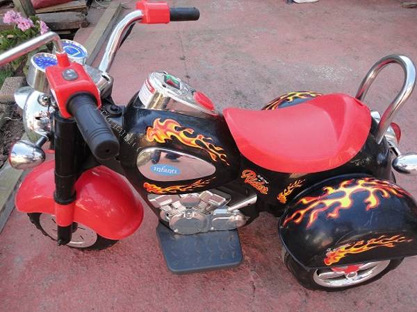 infanti moto a bateria