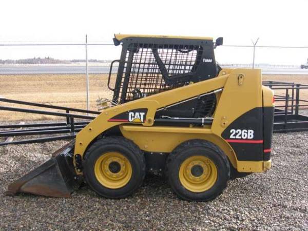 minicargador cat 226b