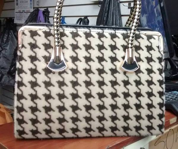 CARTERAS IMITACIONES Y DE ECOCUERO 2015-02-04 Economicos de El Mercurio