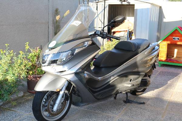 Hueso Excelente pala Vendo moto scooter Piaggio X 10 350 usada 2019-01-21 en Economicos de El  Mercurio