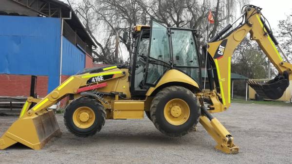 retroexcavadora caterpillar 416e 2018 precio