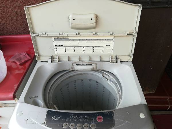Vendo lavadora LG 5.5 Kg usada en Economicos de El Mercurio