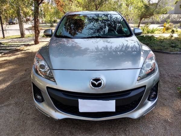  Vendo Mazda 3 usado 2020-01-18 en Economicos de El Mercurio