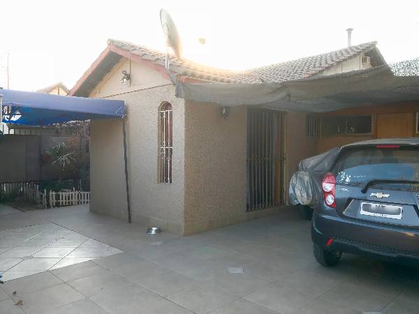 Comoda casa 3D 2B en Valle Dorado, P7 pajaritos 2019-05-23 en Economicos de  El Mercurio